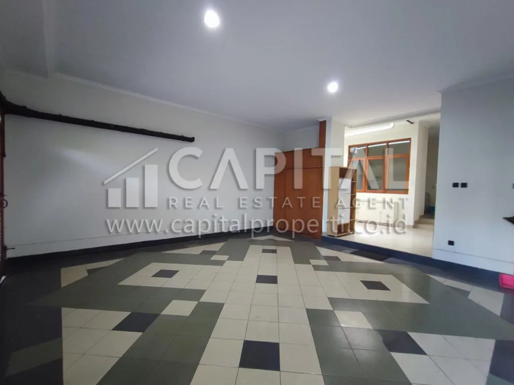 Sewa rumah 2 lantai di Kumala Garden Bandung | iklanova.com