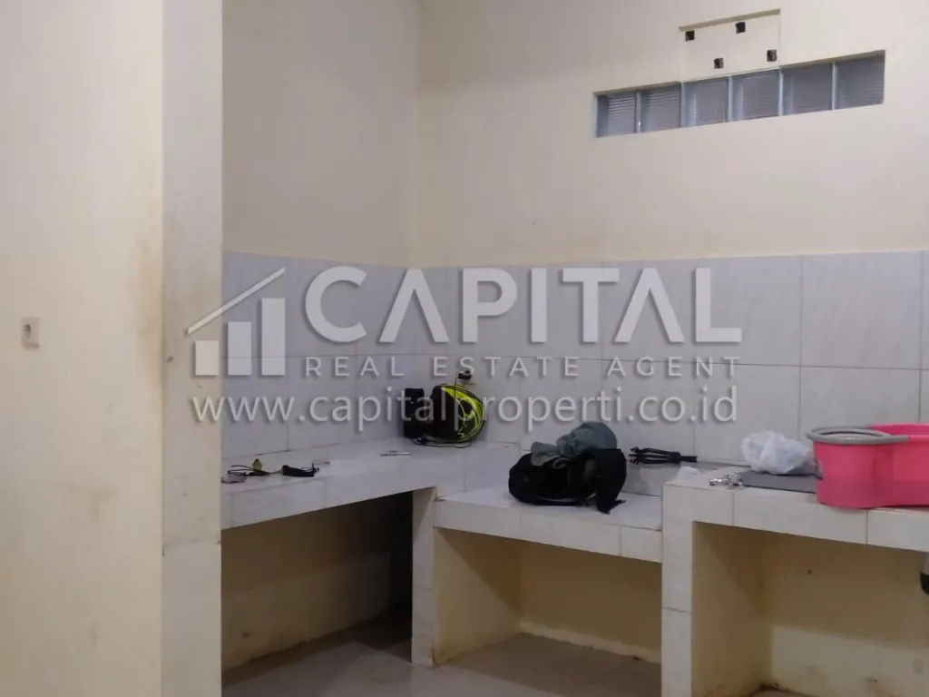 Sewa rumah 2 lantai di Sarimanis Bandung | iklanova.com