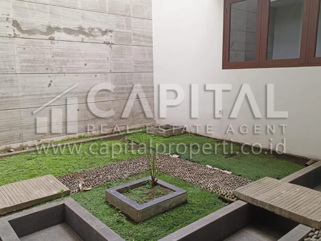 Sewa rumah 2 lantai siap huni di cluster Batununggal Bandung | iklanova.com