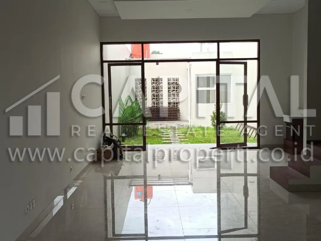 Sewa rumah baru 2 lantai di Mekarwangi Bandung | iklanova.com