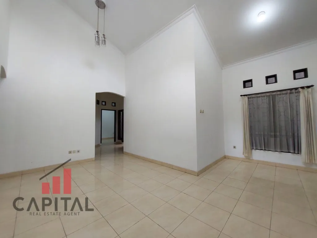 Sewa rumah di TKI 3 Bandung | iklanova.com