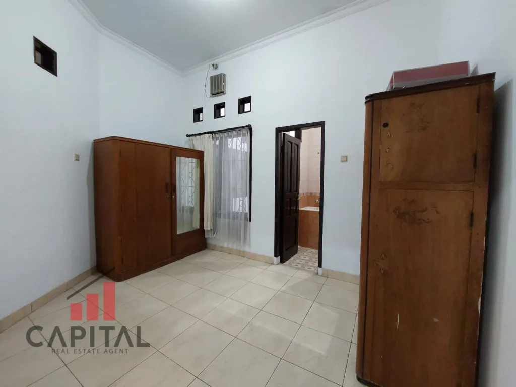 Sewa rumah di TKI 3 Bandung | iklanova.com