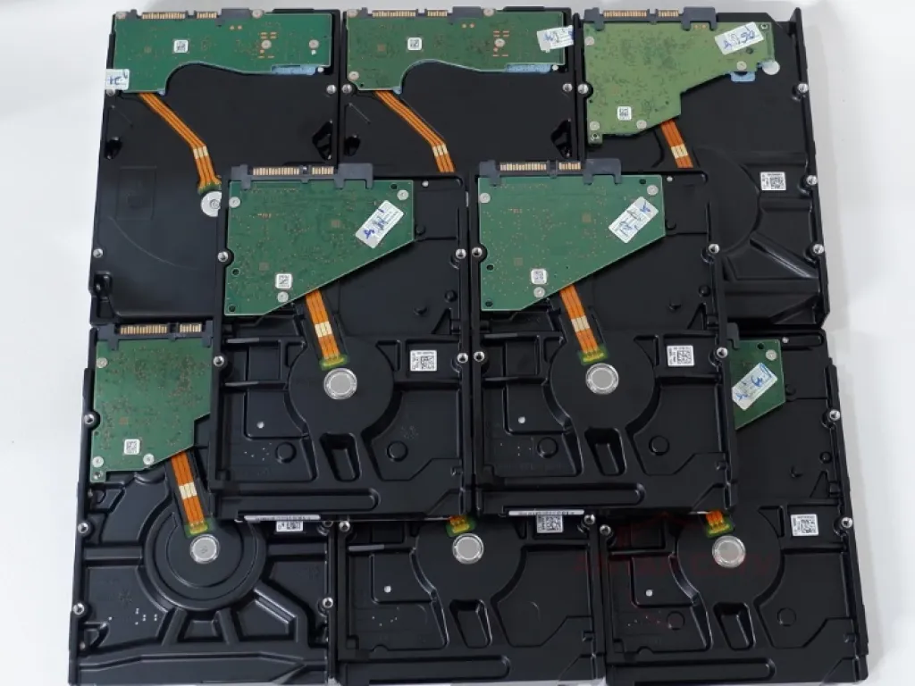 HARDDISK SEAGATE SKYHAWK MFI INDONESIA 10TB GARANSI 3THN RESMI / HDD 10TB | iklanova.com