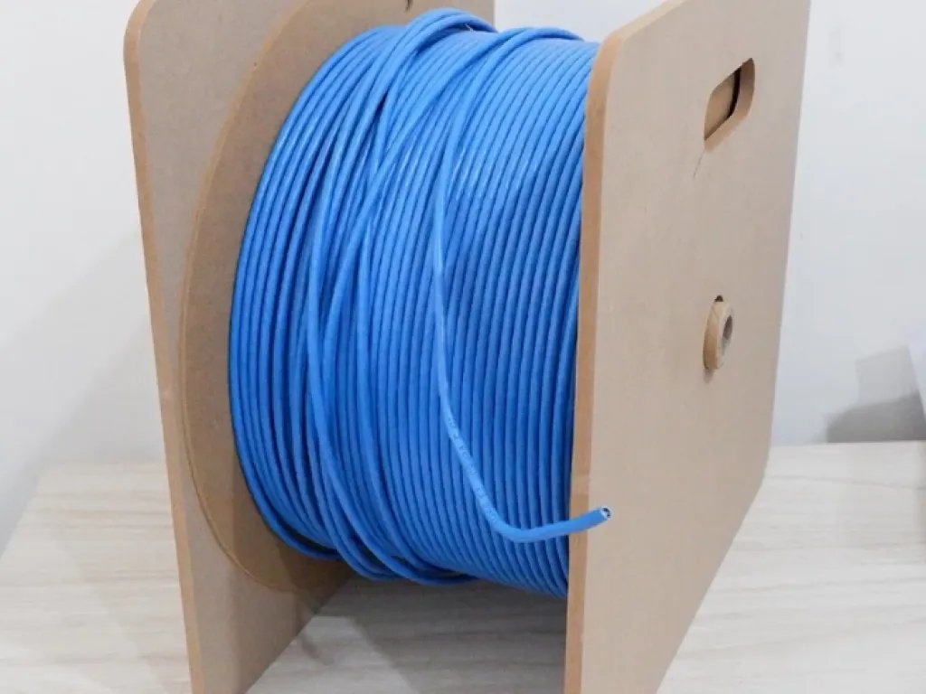 Kabel Commscope CAT6 Original (1000Feet) 305Meter Blue | iklanova.com